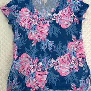 Lilly Pulitzer v neck top